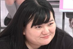 人気女性芸人が衝撃の体重暴露！「タオルを落しても拾えない体に」ズボンからお尻が見えるハプニングも