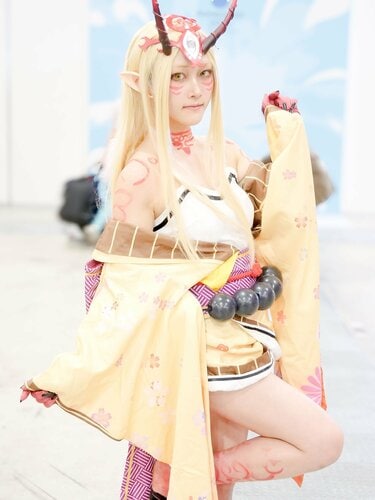 選ぶなら 朝2時に起きて全身に…」『FGO』茨木童子のコスプレの裏側にあっ Cosplay Costume