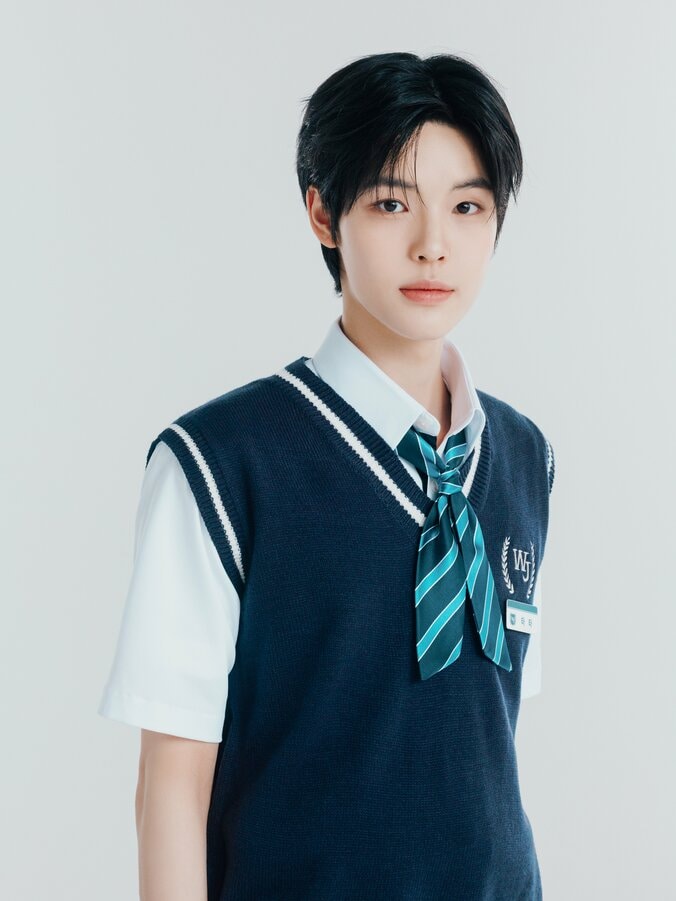 【写真・画像】“SMTR25”初のバラエティ番組『応答せよ！僕らのハイスクール』15名のメンバープロフィールを公開　11枚目