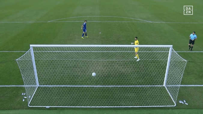 「奇跡だ」日本代表FWの“逆回転PK”にファン騒然！「TikTokネタ」「こんなの初めて見た」ぬか喜びのヨルダンGKは唖然【U23アジアカップ】 5枚目