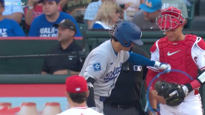 大谷翔平が元相棒の胸を“ポンッ”と触る微笑ましい光景