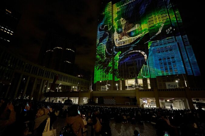 都厅染上“利己（EGO）”色彩！动画《蓝色禁区》巨幅光雕投影秀22日起开始上映 5