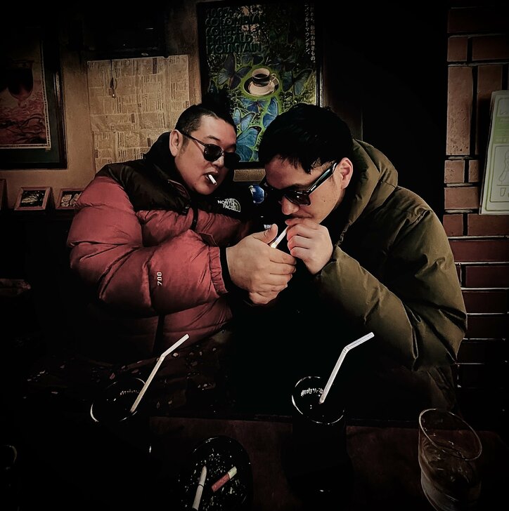 フジロック’23出演のHYDRO as BNJ、簾ンデゲオチェロとの新アルバム「DESK」から“素敵にクレイジー feat J.Rick”のミュージックビデオを公開！