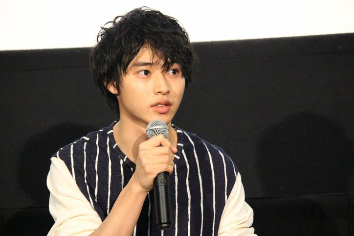 川口春奈、山﨑賢人を大絶賛 「居心地がよくて沈黙すら怖くない」