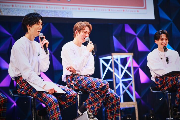 八木勇征、韓国に向かうときに起こったポンコツエピソードを暴露！常識クイズではメンバーからツッコミ続々【ONLINE限定ライブ FANTASTICS 2023】