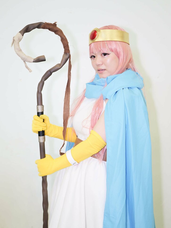 [照片/图片] “我很喜欢《勇者斗恶龙》，想和大家聊聊” 女贤者的角色扮演者，选择“粉色”的理由是什么？ 5