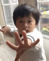 海老蔵　長男・勸玄くんの石川五右衛門動画が38万回再生突破　「流石、成田屋の跡取り」と話題