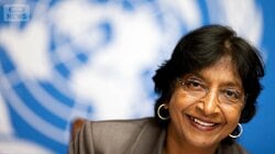 「真実を語るのに勇気なんて必要でしょうか？」ノーベル平和賞にナビ・ピレイ氏　米国は発表直後にICC本体を制裁