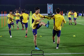 【W杯】冨安がスペイン戦復帰へ前進か　日本代表が前日練習、遠藤＆酒井は別メニュー調整