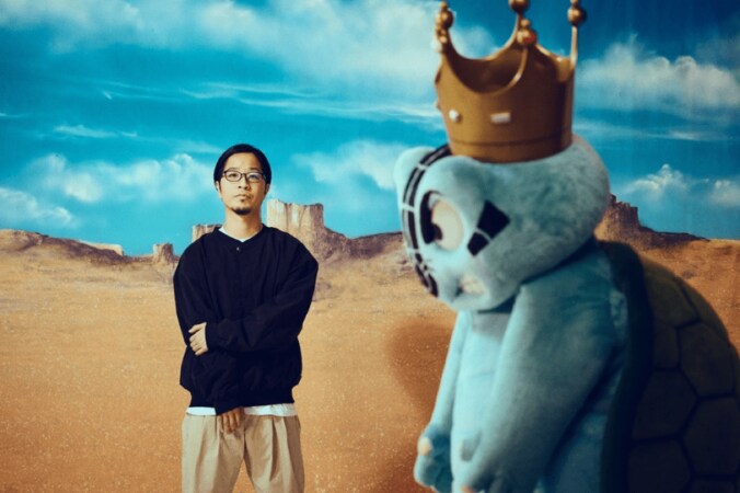 PUNPEEによる2020年リリースEP『The Sofakingdom』と最新EP『Return of The Sofakingdom』をセットにした2CDが、見開きジャケットとなる豪華仕様でリリース。 1枚目