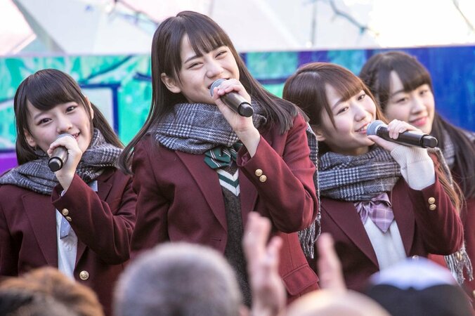 イコラブ、山本杏奈リーダーの新体制に！　指原莉乃「きちんと挨拶ができる」 5枚目