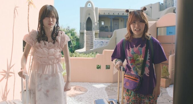 【写真・画像】「イケメンすぎる!」 女子3人が大歓喜も…タロット占いで不穏な運命が?! 『バカンスの法則』第2話あらすじ 2枚目