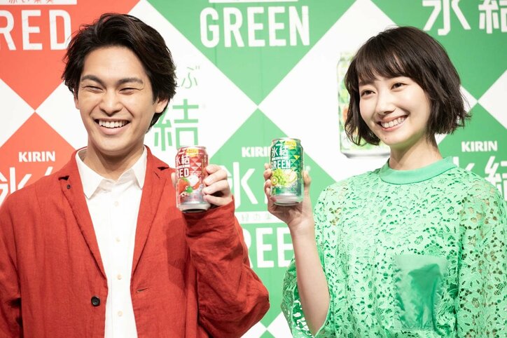 柳楽優弥＆波瑠が生CM対決！判定結果は？