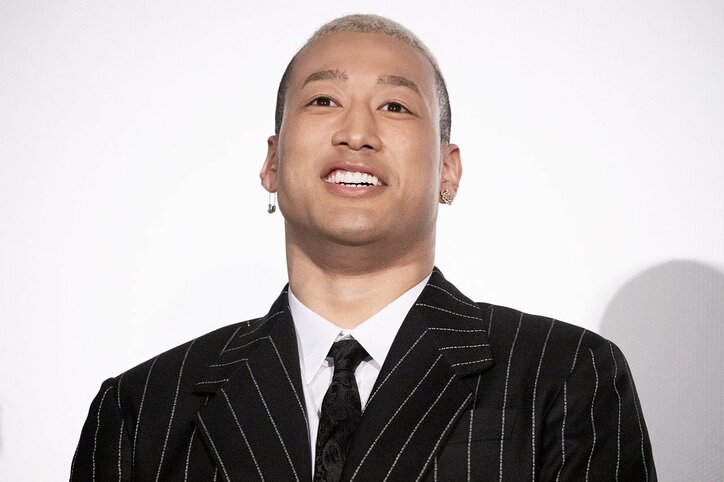 片寄涼太、鈴木伸之、町田啓太、佐野玲於ら“王子たち”が白石聖の似顔絵で対決!『PRINCE OF LEGEND』初日舞台挨拶