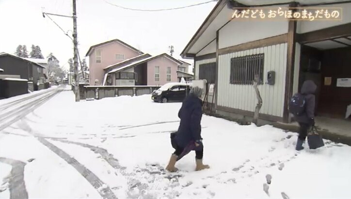 運転手は全員60歳以上の住民有志…“陸の孤島”に暮らす人々を支え続ける公共交通機関