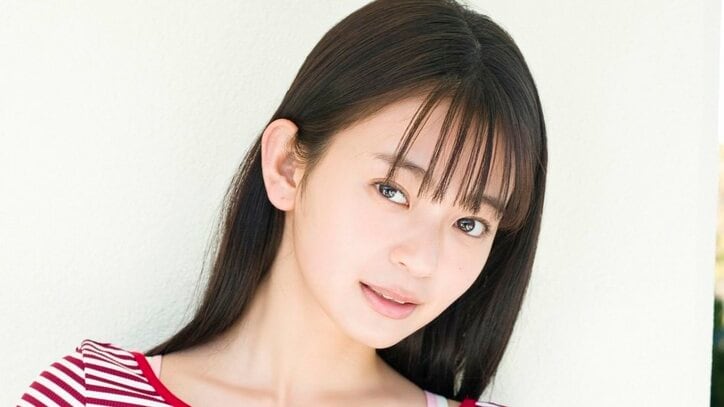 【写真・画像】女優・涼井菜生、“キラキラ輝く原石”のキュートな赤水着姿 ヤンマガWeb「NEXT推しガール！」　1枚目