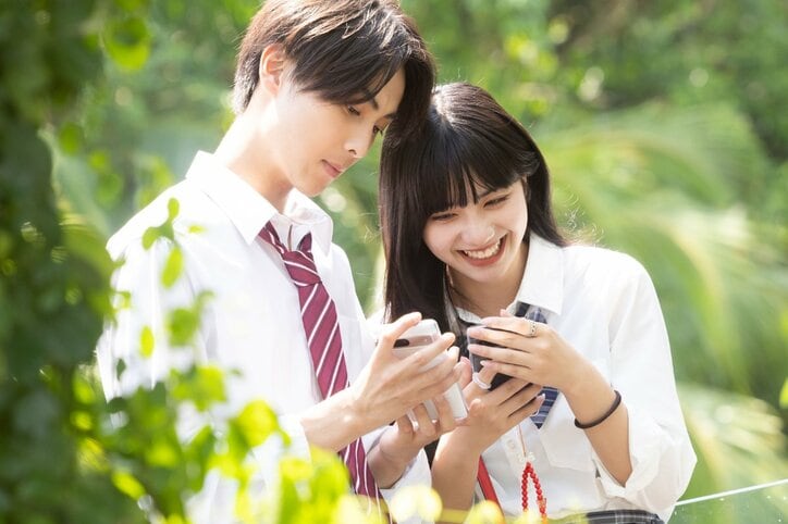 高校1年生・れい(向井怜衣)、2歳年上彼氏・みひろ(小幡海潤)は「不器用なりに頑張ってくれるのがかわいい」カップルとしての夢も語る『今日好き』夏休み編2023カップルインタビュー