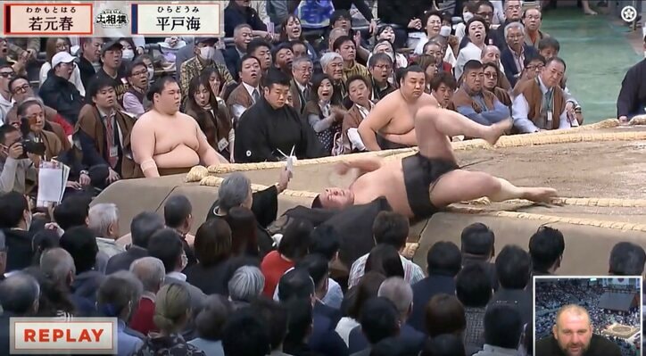 【写真・画像】「ガラわる！」「つまみ出してください」大相撲の客席から突然の“怒号” 取組直前の奇声に「力士が可哀想」憤りの声　1枚目