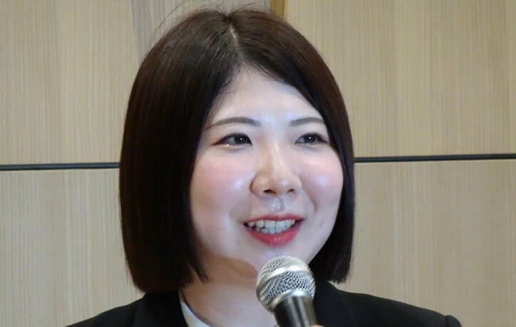 【写真・画像】西山朋佳女流四冠、権利行使を表明 女性初の「棋士」誕生へ 2027年4月に四段編入　1枚目