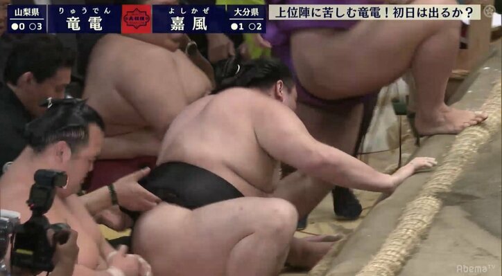 貴乃花親方の優しさがキラリ　ファン「竜電のまわしを取って立たせてあげたシーンにキュンとした」