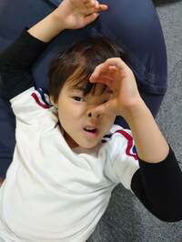 山田花子『手に持っているのは！』