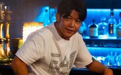 未成年女性を使ったスキャンダルを作り上げ事務所を恐喝「黙って金払えや！」半袖“関西弁アテンダー”駿河太郎が怖すぎる