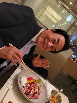  高橋英樹、妻と帝国ホテルで堪能した夕食「美味しそう」「素敵なお食事デート」の声 