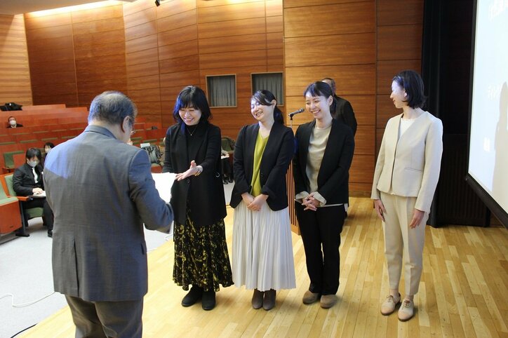 「24時間働けない」からこそ生まれたドキュメンタリー「女性議員が増えない国で」が受賞 その裏にあった働き方改革とチーム力