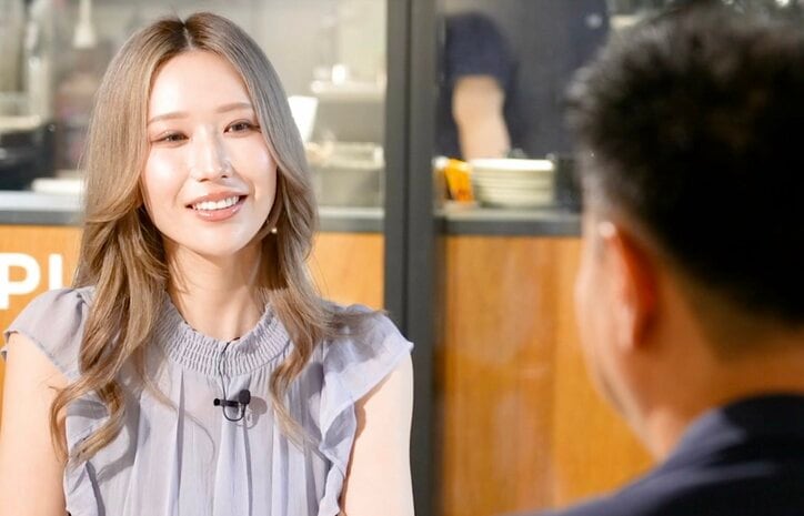 【写真・画像】36歳セクシー女優「ご家族は私のことどう思いますか？」“お見合い相手”のバツイチ44歳会社員に真剣質問　1枚目