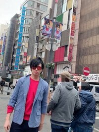 アレク、『シティーハンター』冴羽獠コスプレ披露「そっくり！」「実写でオファー来る」と話題に