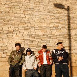 Flat LineClassicsの待望となる1stアルバム『THROW BACKLP』からMASS-HOLEのプロデュースによる先行シングル第2弾"HOT MAGIC"が配信開始！