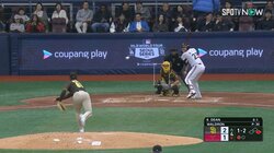 有名投球分析家「ピッチングニンジャ」も注目 キャッチャーも捕れない“無回転ナックル”驚きの変化に唖然とする打者