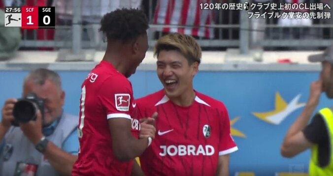 「堂安を行かせちゃダメだ」退団を噂される日本代表MFに現地ファン反響「あなたは伝説」「とてつもなく重要なゴール」堂安律の超絶ボレー弾が話題に 3枚目