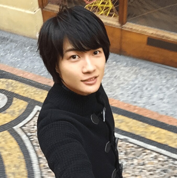 神木隆之介のブラックコーデが大好評　「SPECのニノマエみたい」 1枚目