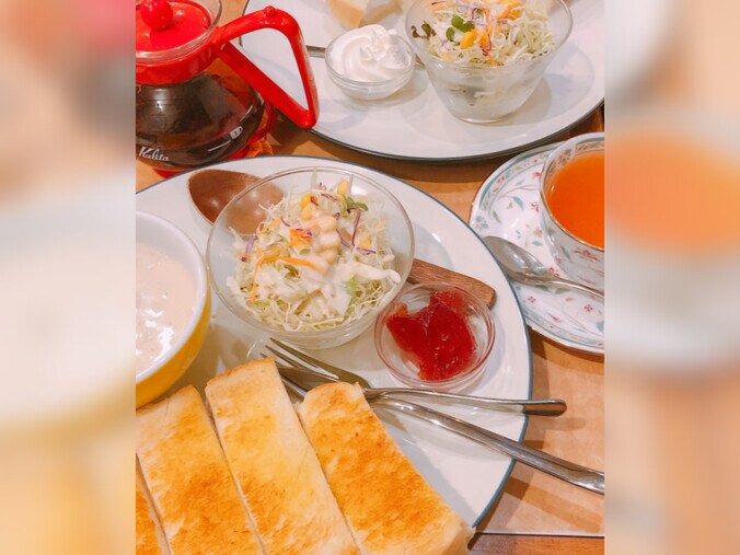 【画像】尻無浜冴美、夫とモーニング