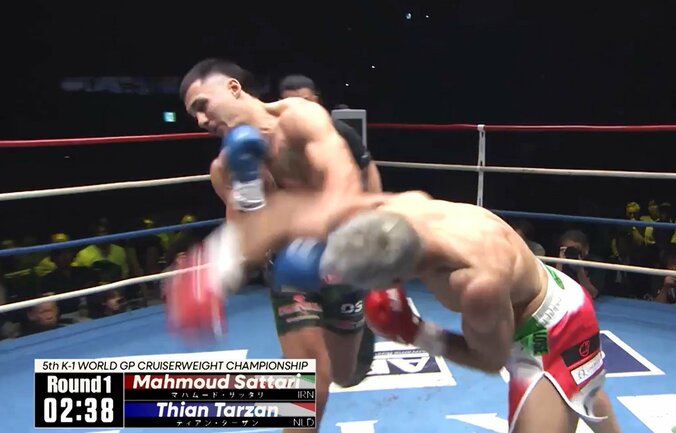 先に23秒でダウンを奪ったのはサッタリ