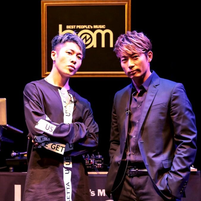 “サムライ・ギタリスト”MIYAVIがAbemaTVに登場！　EXILE SHOKICHI 、ちゃんみなとのSPセッションを披露 1枚目