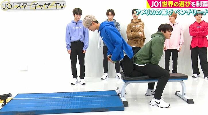 JO1の筋肉リーダー・與那城奨、驚きの体幹にメンバーも興奮「マッスル！」