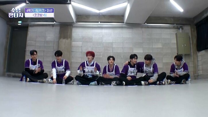 評価の低いメンバー1人を追放へ「学芸会みたいだった」15歳の練習生をプロデューサーが酷評