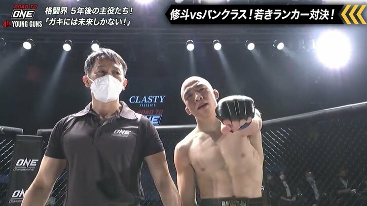 “ヒザ&鉄槌”TKOに「ストップ、ストップです!」青木真也が思わず連呼 「もうふたタイミング早く…」止め時に苦言も