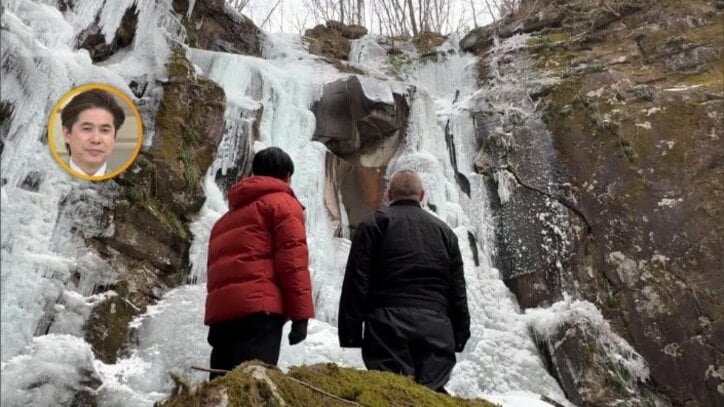 目の前にそびえ立つ、圧巻の氷の壁