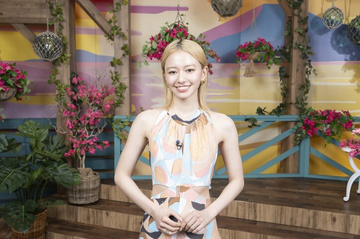 【写真・画像】山本舞香、初の恋リアMC!参加メンバーの恋愛模様に思わず赤面「こんな経験したかった…」新シーズン『ラブキャッチャージャパン2』放送決定 2枚目