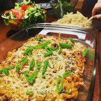 高岡早紀『待ちきれずにポテトをつまむ娘ちゃん。』