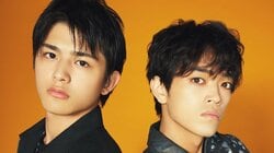 timelesz 原嘉孝＆篠塚大輝、2人の熱と“最高のバディ”を体現した中面カット公開 『ヤングマガジン50号』表紙巻頭グラビアに登場