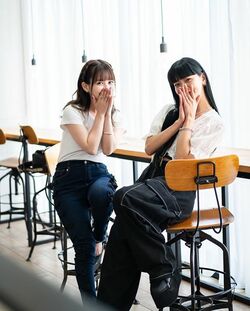 佐藤ノア＆Hinaの“オオカミ”2ショットにファン歓喜「ノアヒナ最強」「可愛すぎるこの2人」