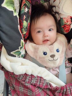 川崎希、生後4カ月になった次女の写真を公開「離乳食の作り方とかも予習しはじめないと」