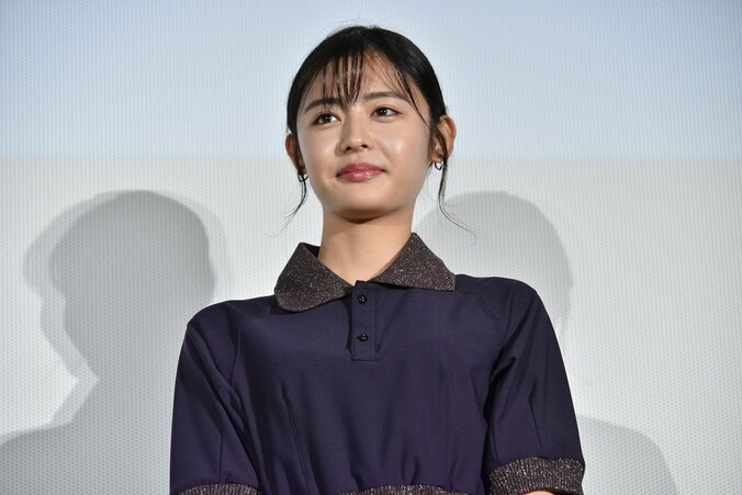 葵わかな、追う恋・追われる恋論争にベストアンサー「歳による！」 2枚目
