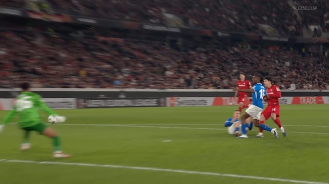 衝撃の“70m＆11秒”ゴラッソ！鈴木唯人の爆速カウンターにSNS熱狂「やばすぎないか？」「必ずW杯に連れていくべき」伊東純也との眼前で魅せた 5枚目