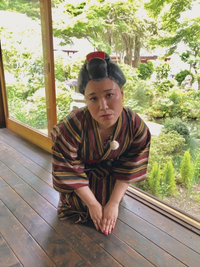 バービー、アキレス腱断裂の経過を報告「35歳なのに18歳の感覚で踊ってしまいました」 1枚目