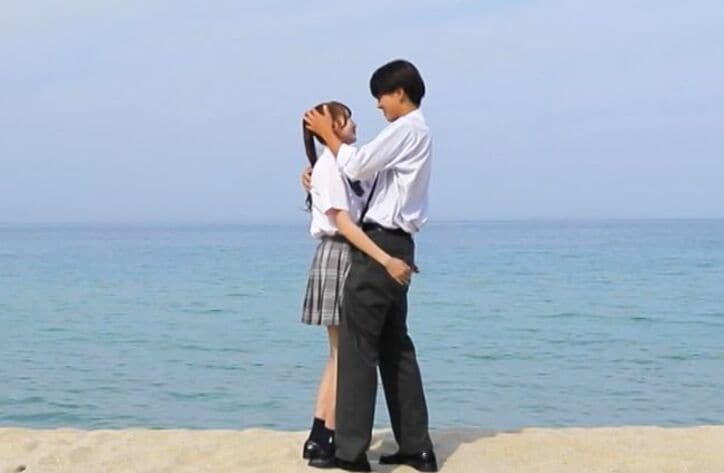 モテモテ現役アイドル女子、年上高3イケメン男子とカップル成立で熱烈ハグ「俺も大好きだよ」!身長差に胸キュンする人続出 『今日好き』カンヌン編最終話